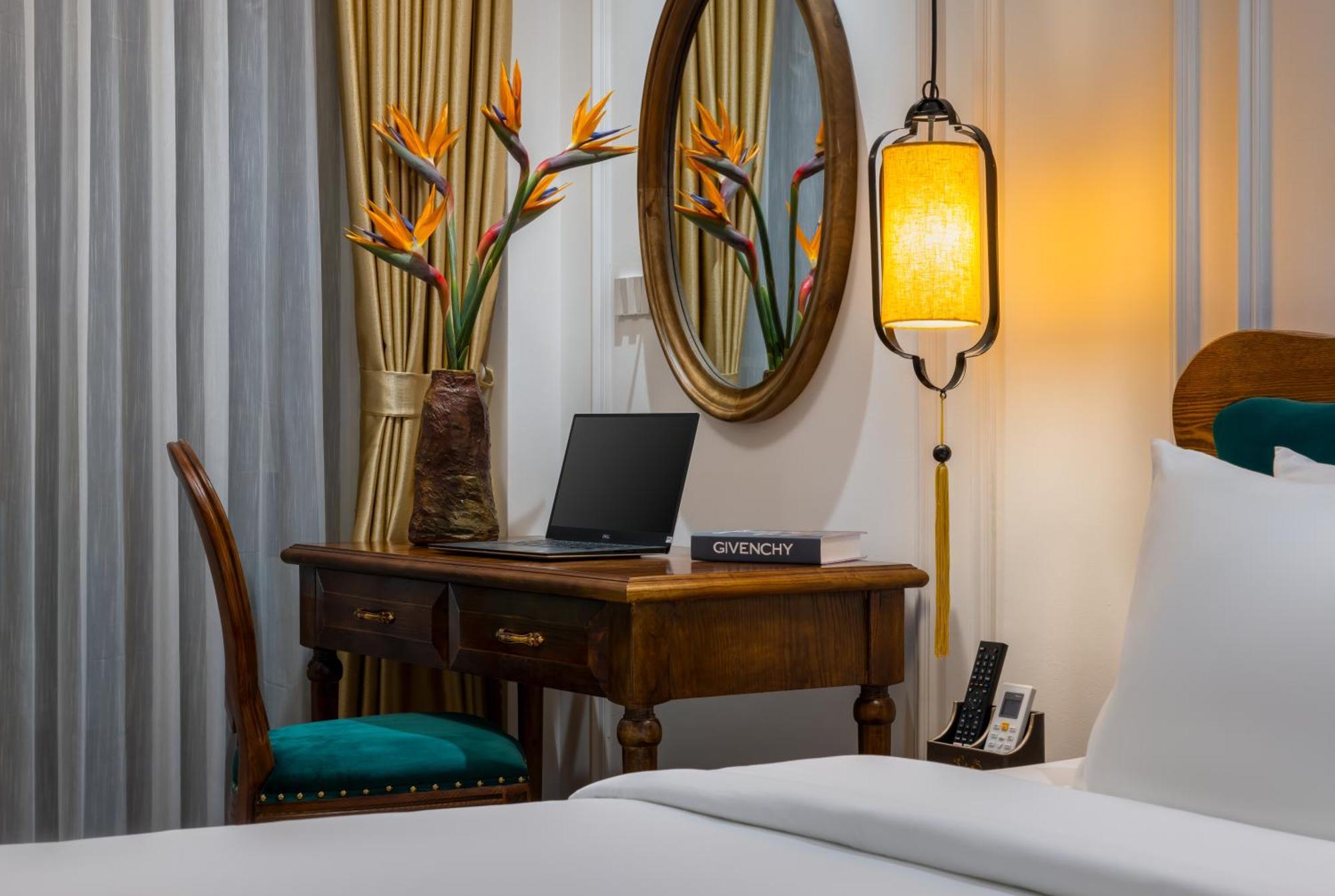 Eliana Premio Hotel ハノイ市 エクステリア 写真